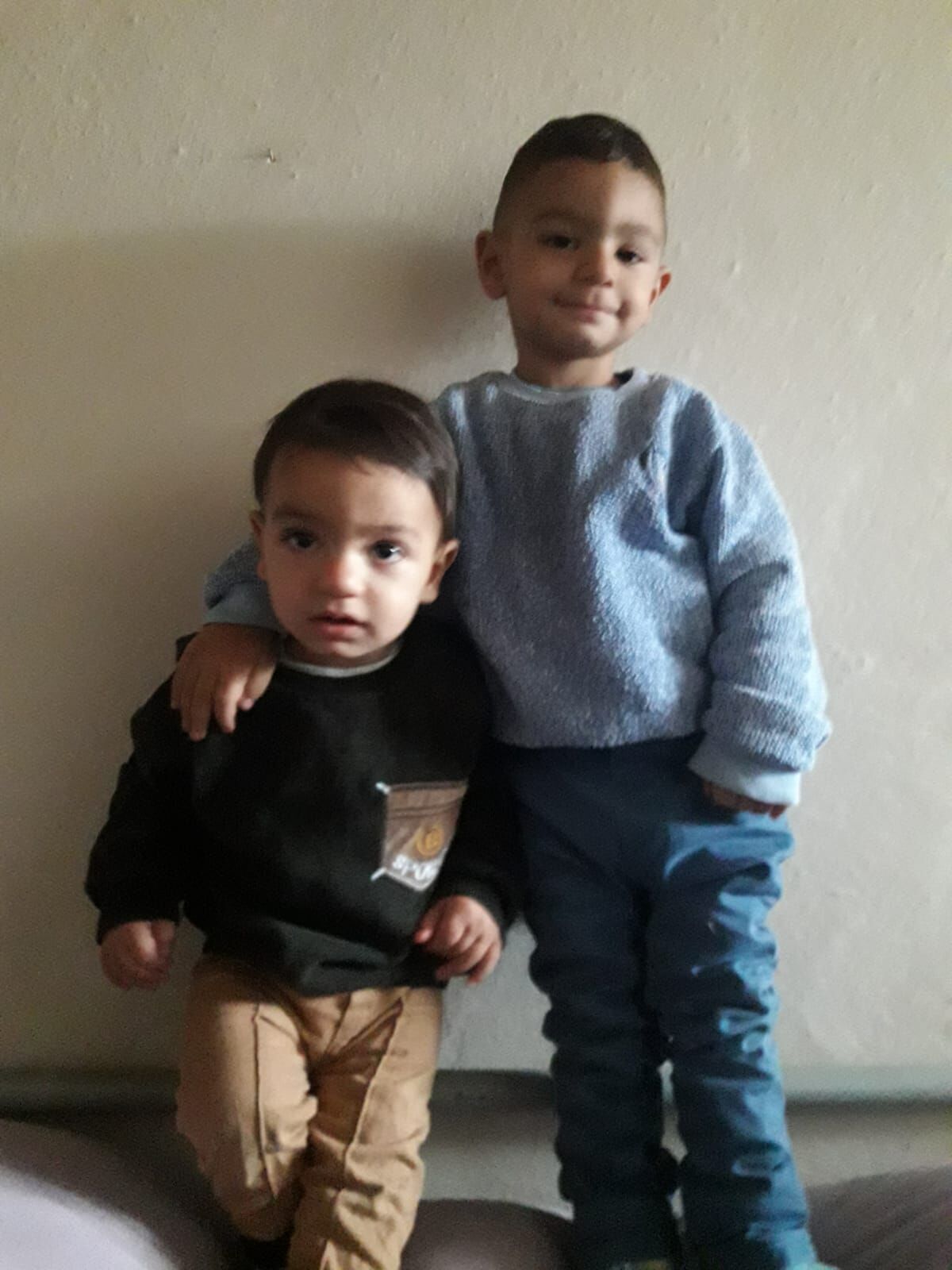 gecekondu - eşyalar ve çocuklar (9)