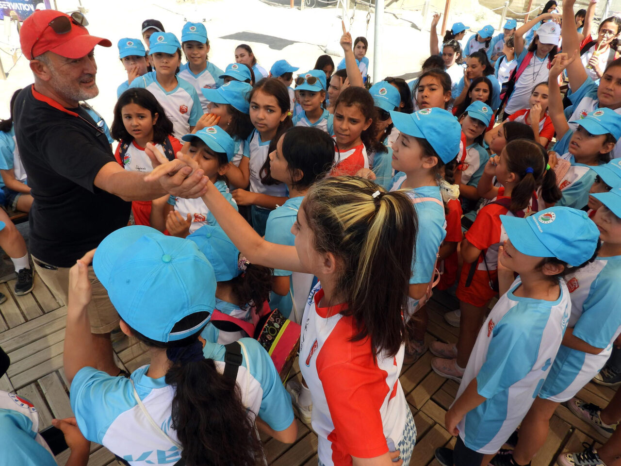 spor-ogrencilerine-bilimsel-gezinti_2988_dhaphoto3