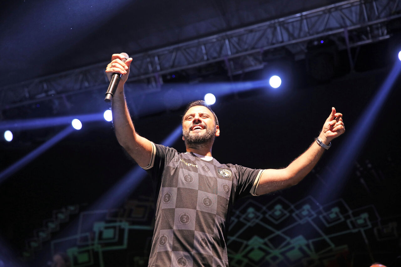 alanyada-alisan-konseri_5296_dhaphoto1