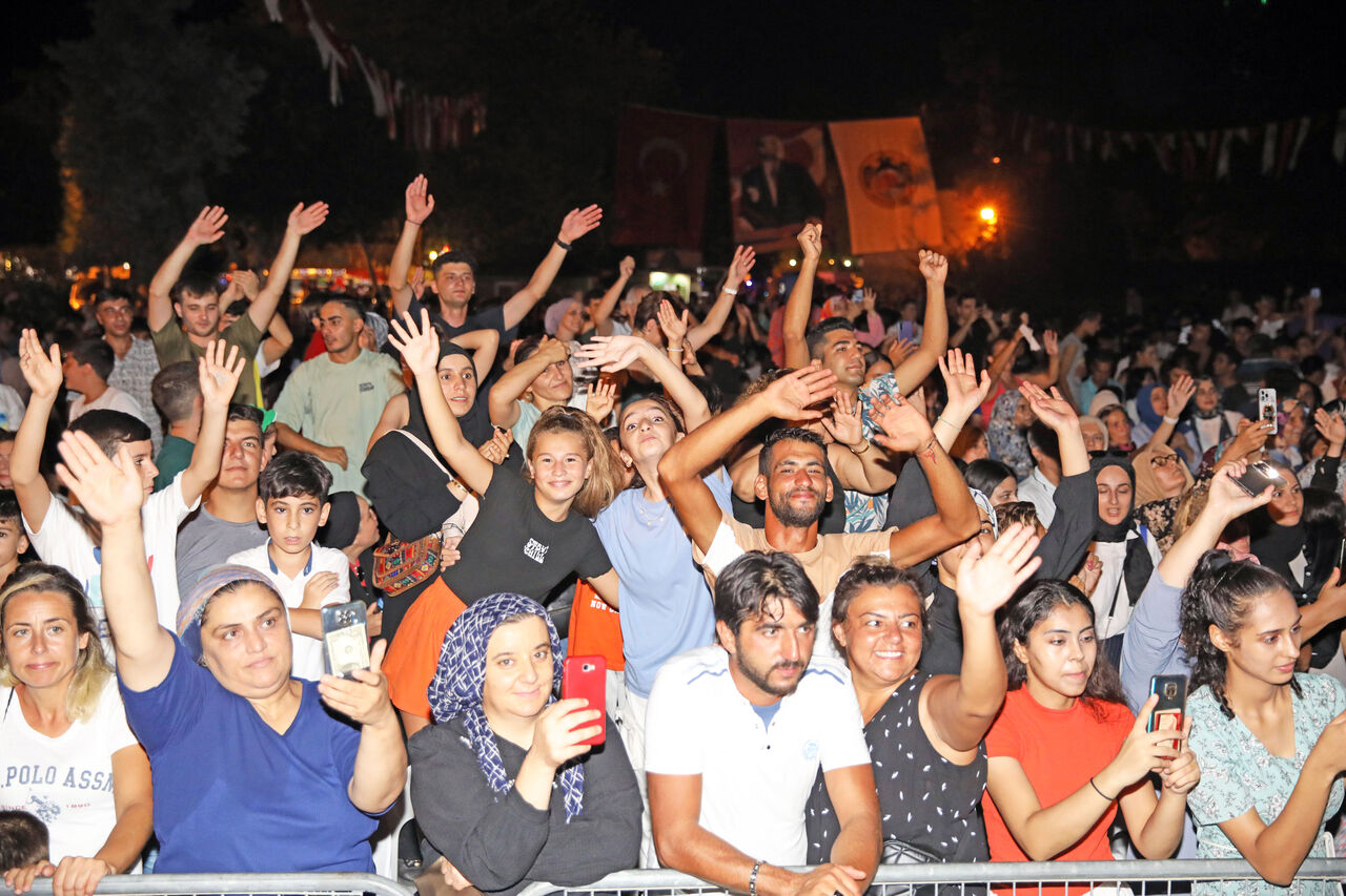 alanyada-alisan-konseri_5296_dhaphoto4