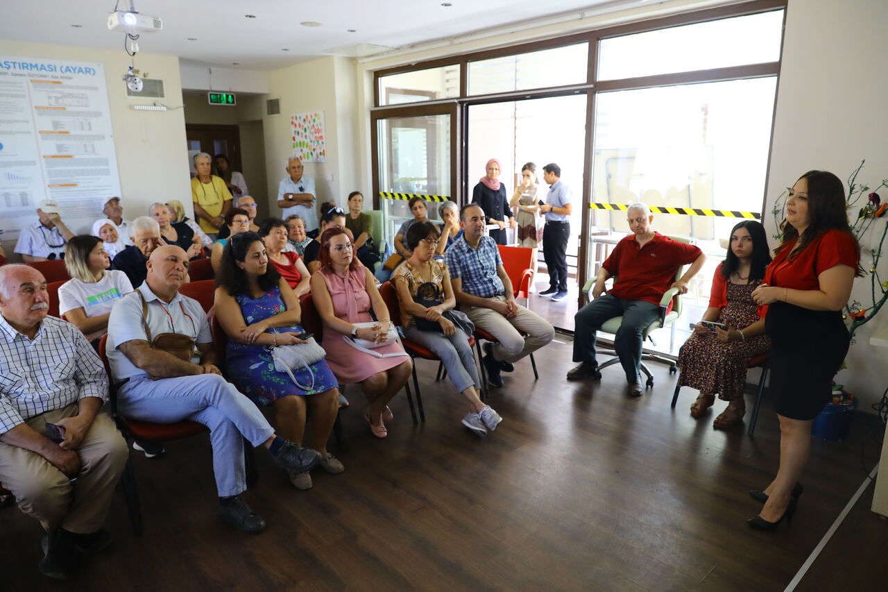 Dünya Alzheimer Günü Mavi Ev’de kutlandı (4)