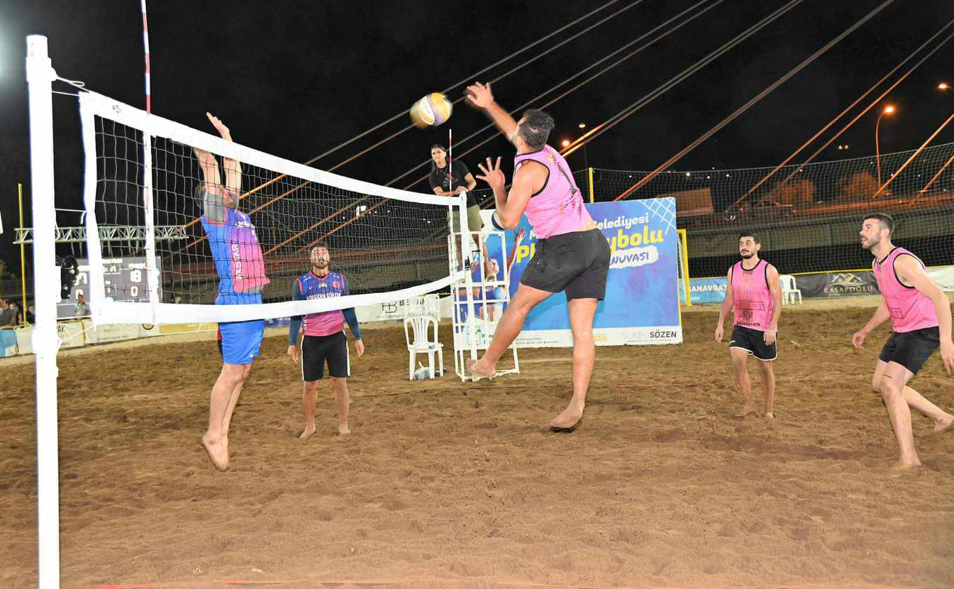 plaj-voleybolunda-sampiyon-belli-oldu_6593_dhaphoto6