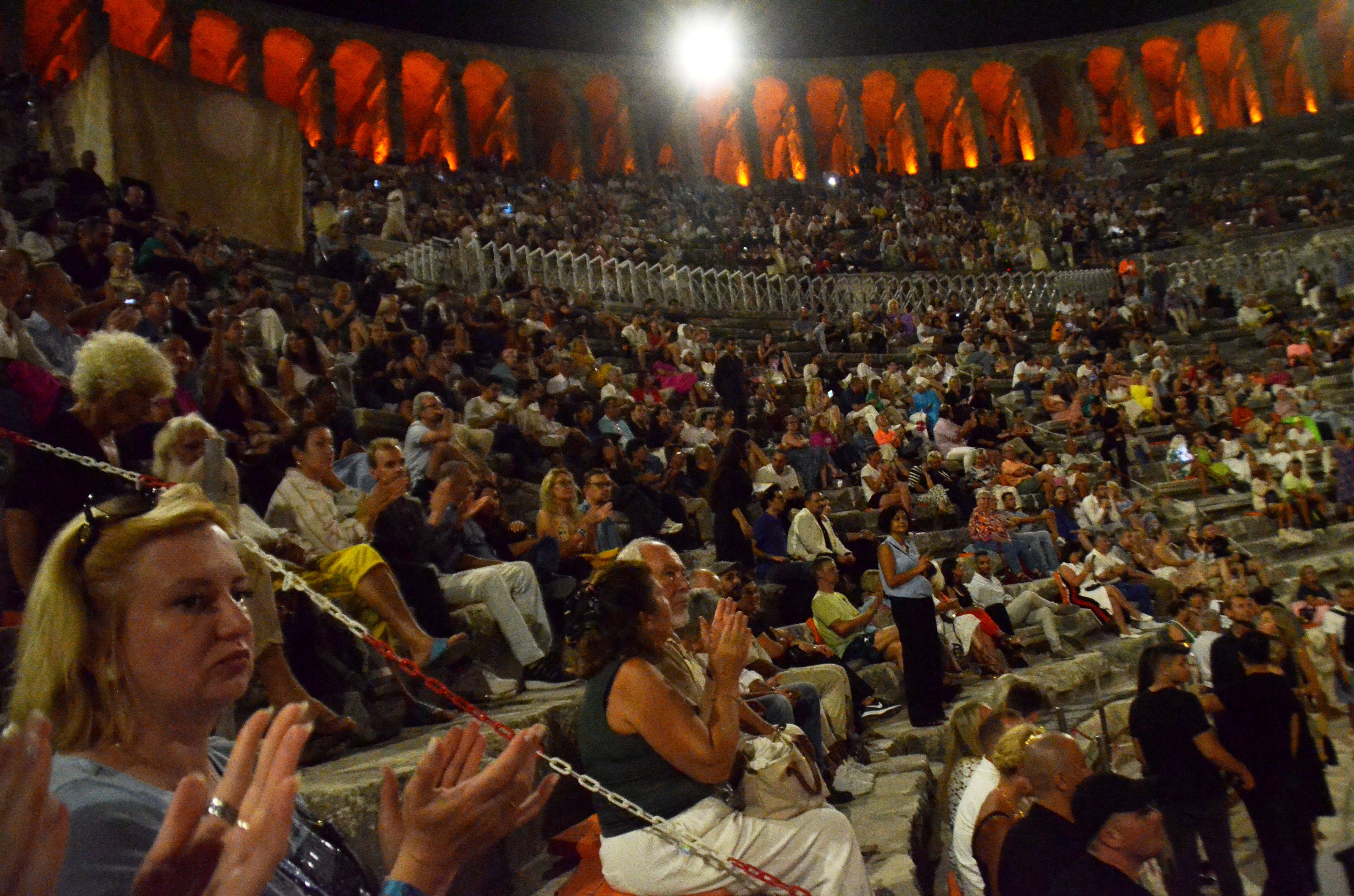 uluslararasi-aspendos-opera-ve-bale-festivali-aida-ile-basladi_5553_dhaphoto6