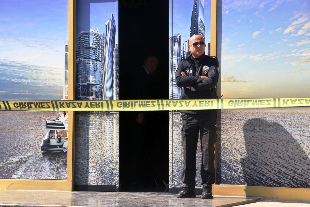 insaat-sirketi-sahibi-zehrayi-olduren-sanik-beni-dolandirdi_3224_dhaphoto7