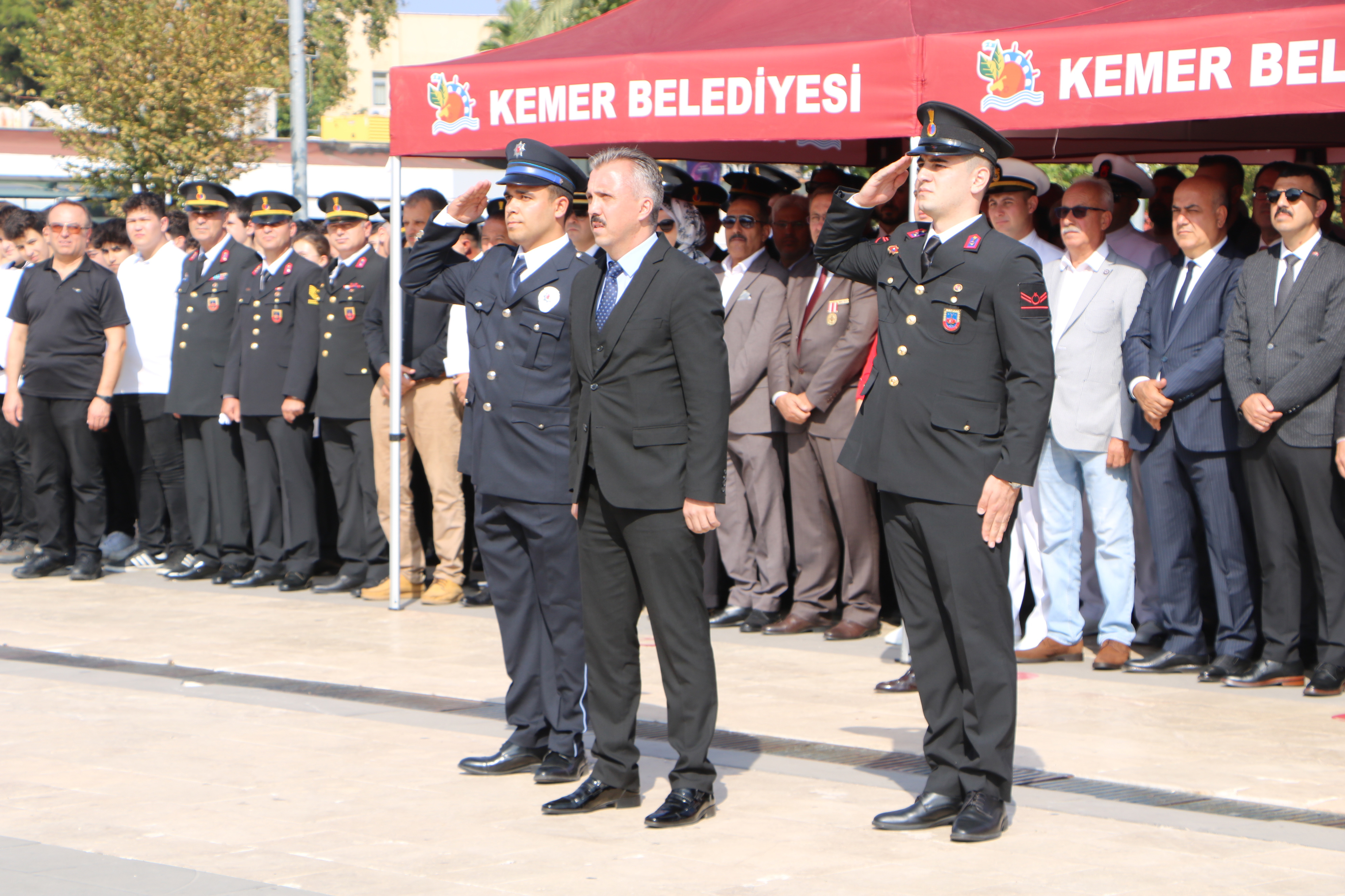 kemerde-cumhuriyet-bayrami-kutlamalari-basladi_5146_dhaphoto2