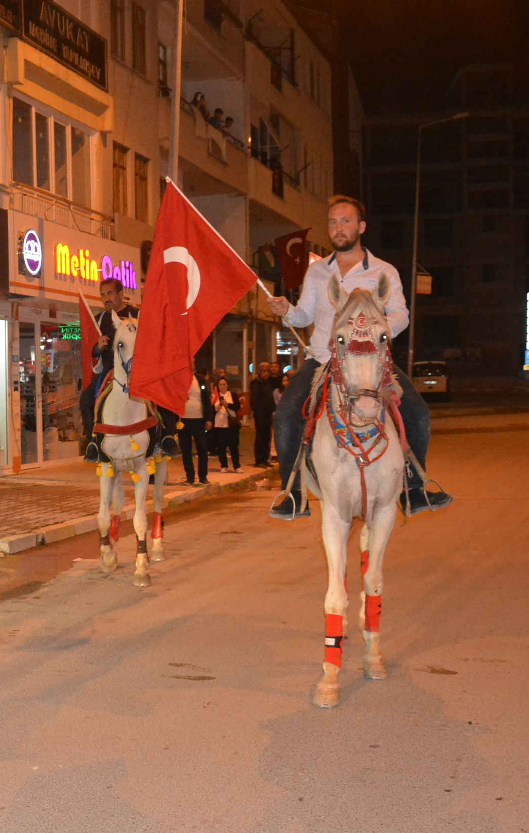 korkutelide-cumhuriyet-kortejle-kutlandi_1592_dhaphoto5