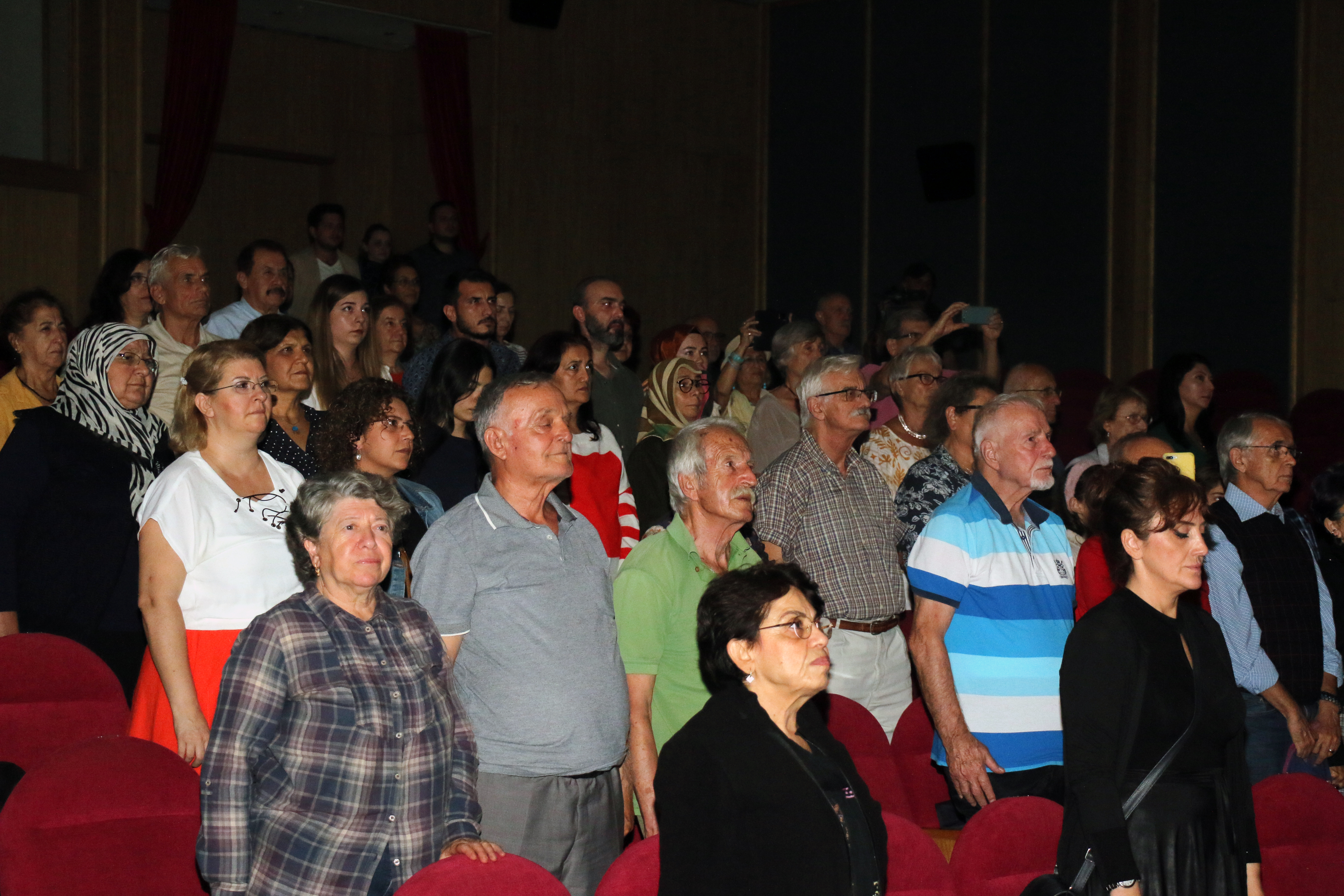 Aktif Yaşlılar Tiyatro Gösterisi (4)