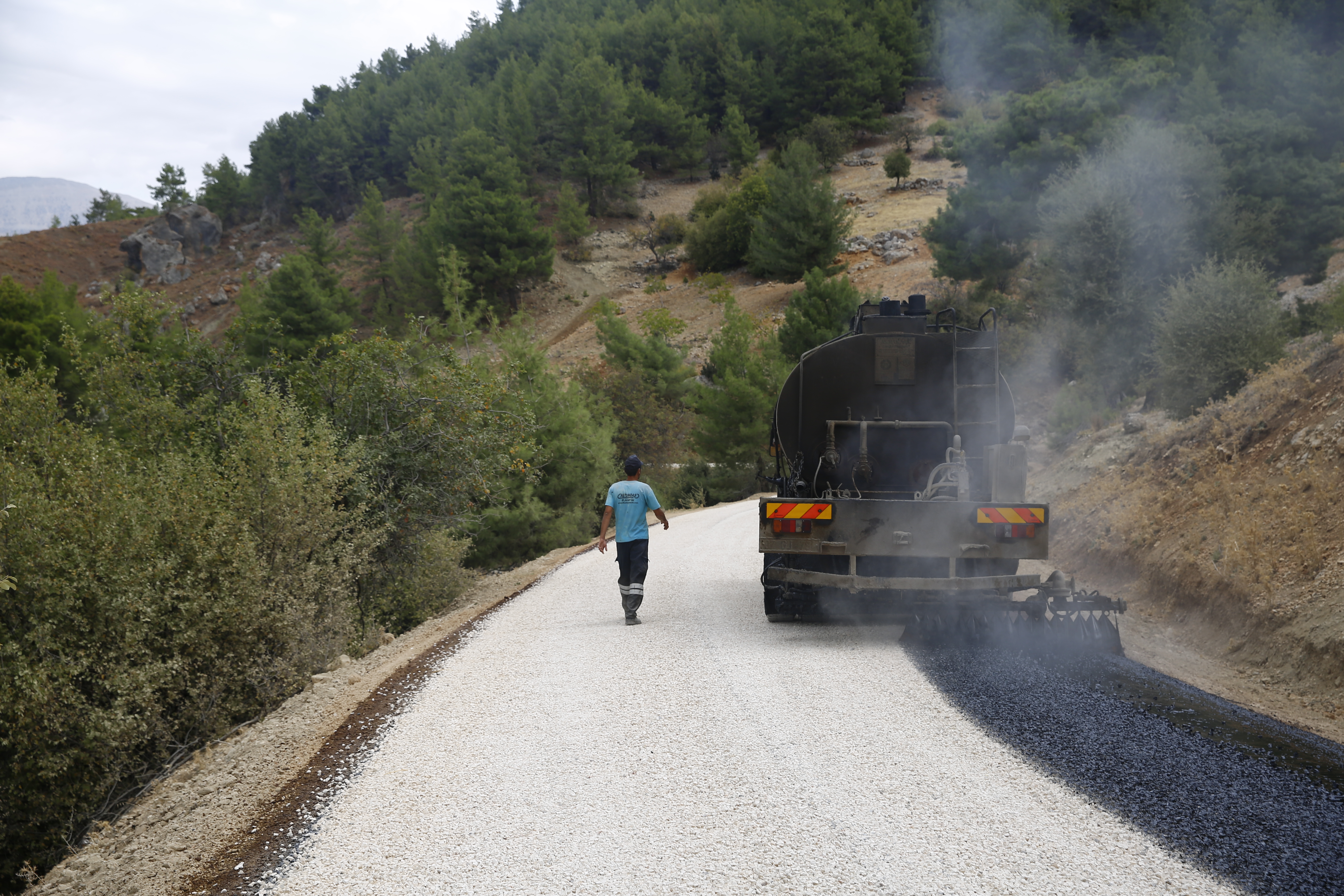 Finike Dağbağ Mahallesi Grup Yolu Asfalt Çalışması (5)