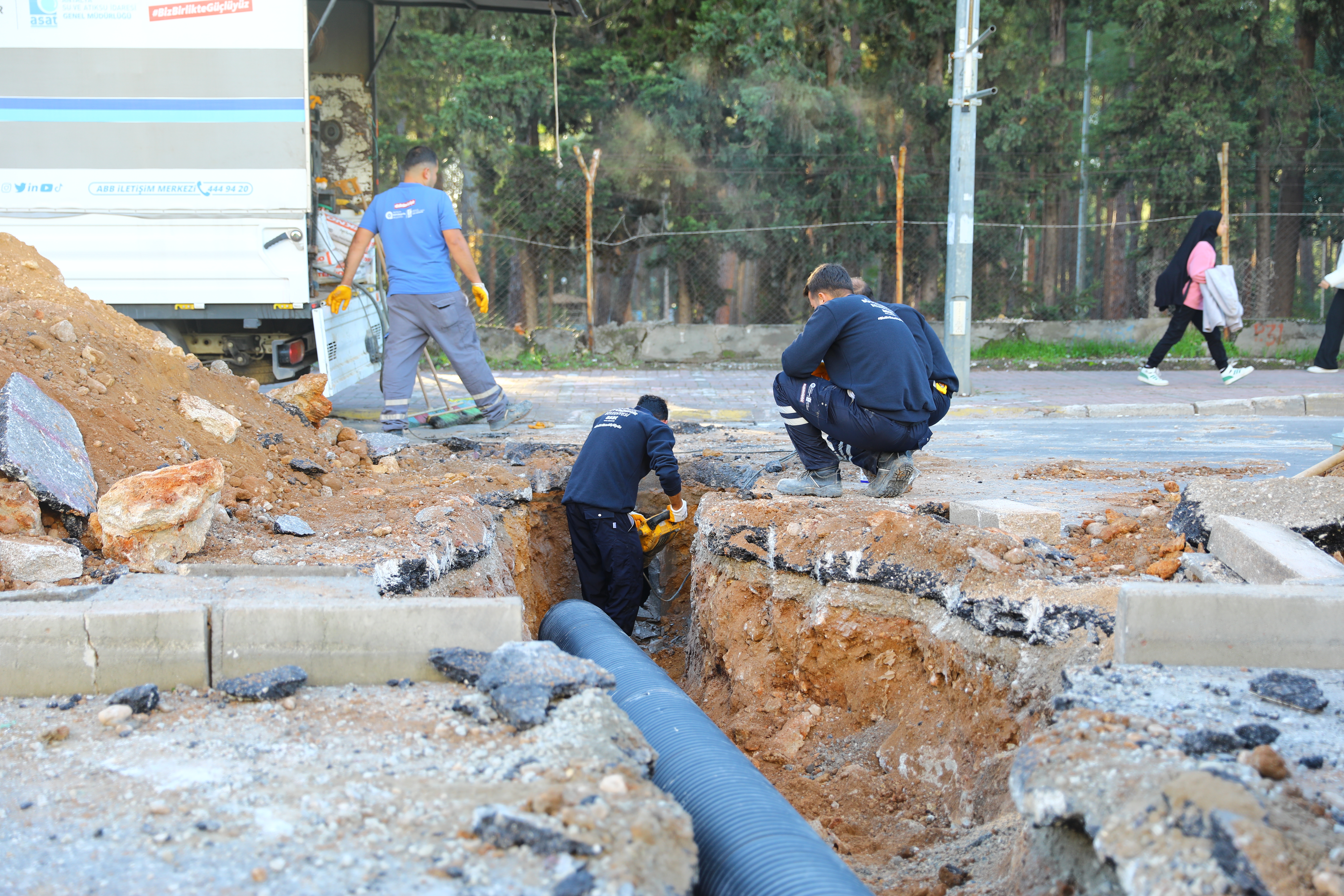 Büyükşehir ve ASAT, Namık Kemal Bulvarı yolunu yeniliyor (1)