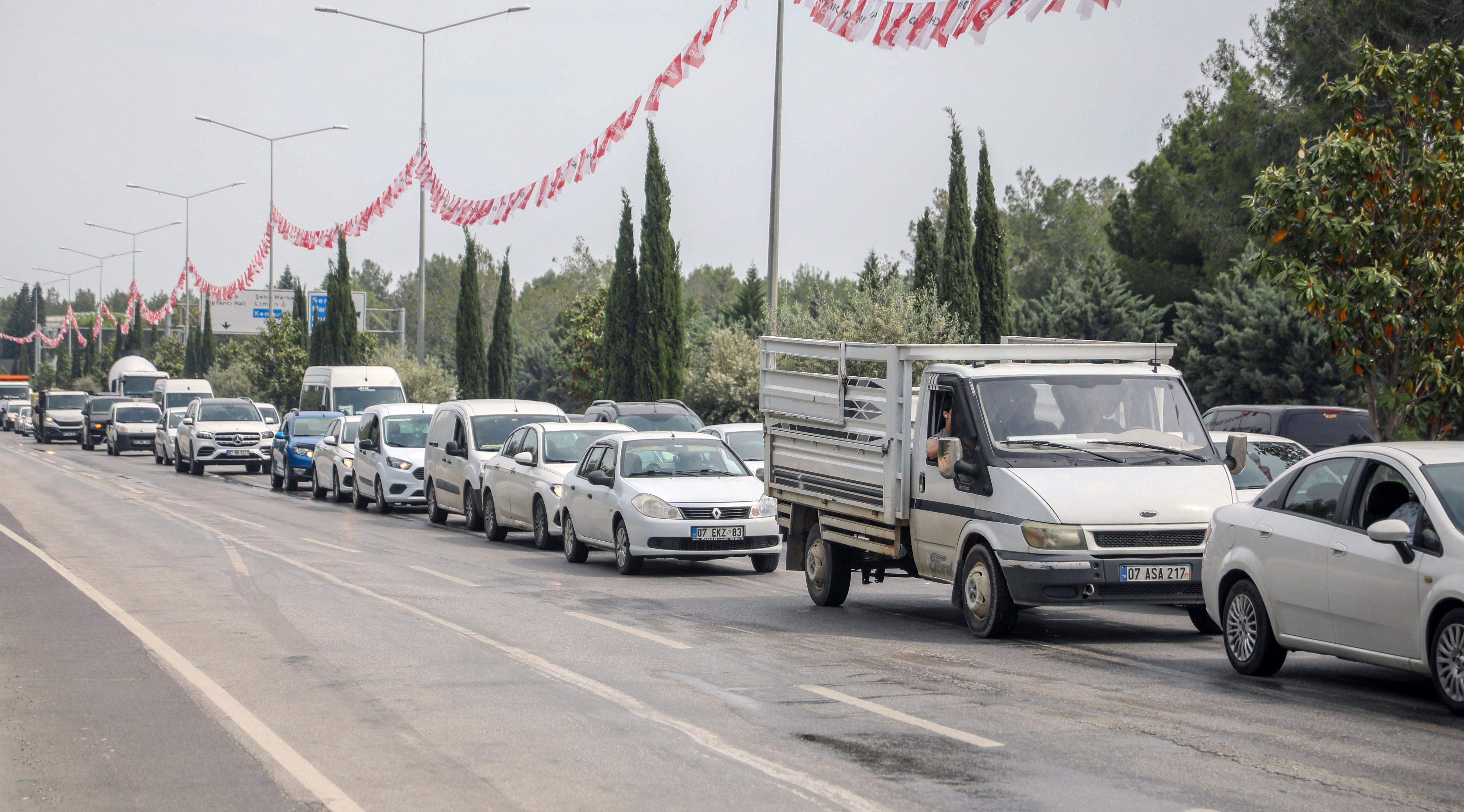 antalya-trafigi-turistleri-uzuyor_5304_dhaphoto2