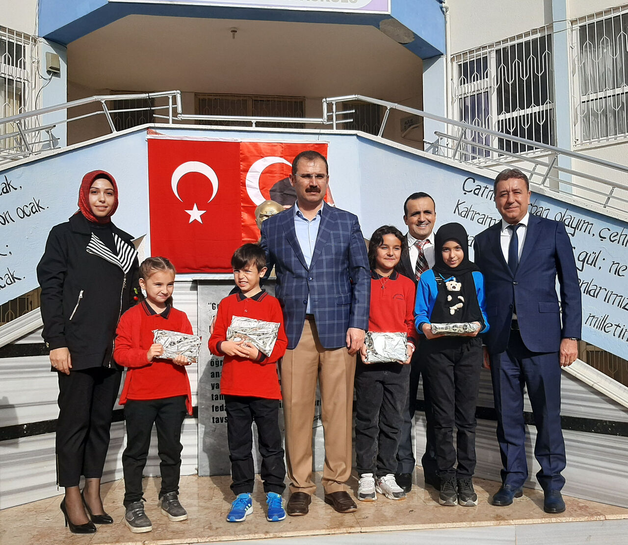 Kumlucada 15 Bin 782 Ogrenci Karne Aldi 4443 Dhaphoto3