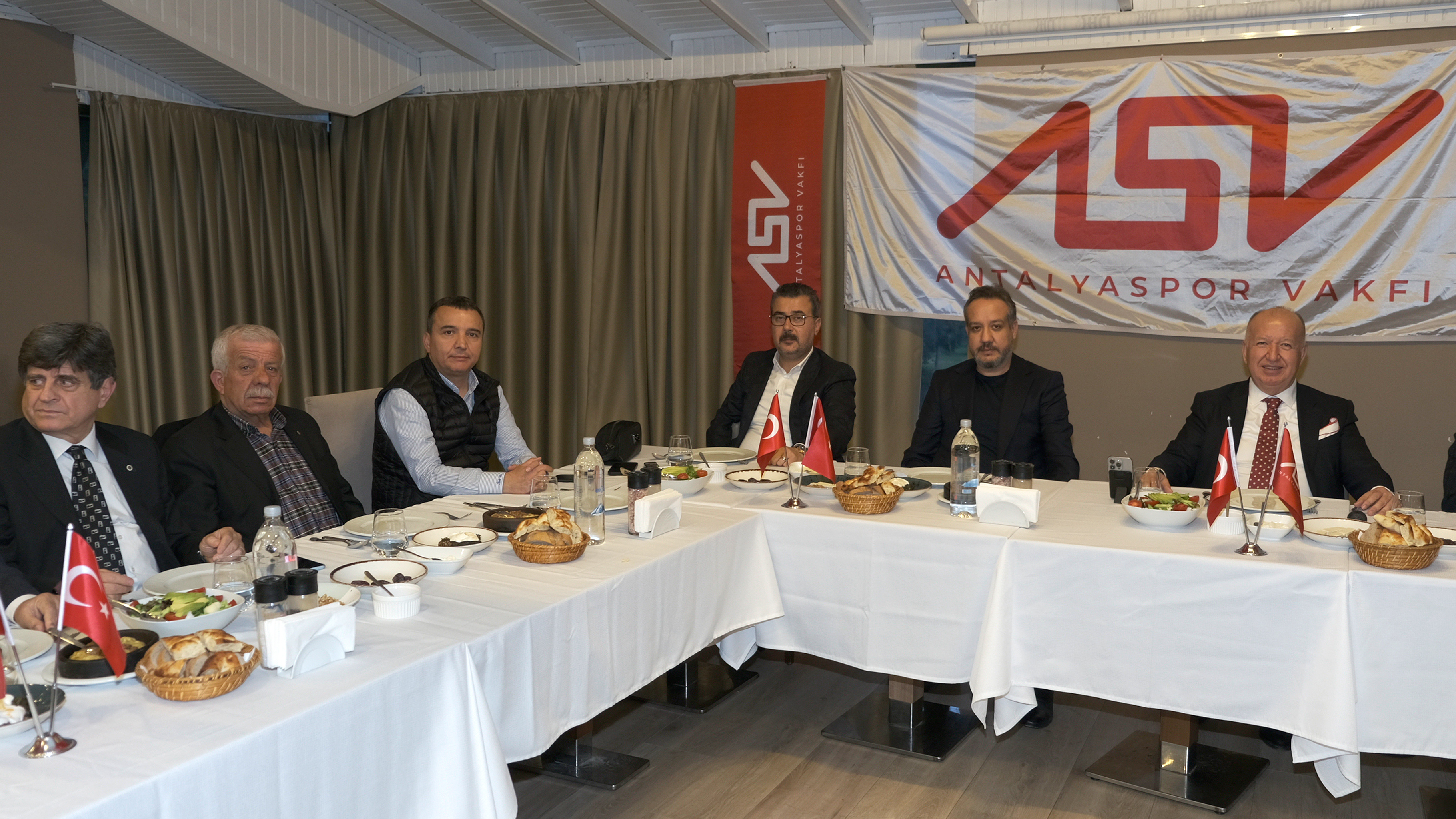 Antalyaspor Vakfı İftar Yemeği (4)