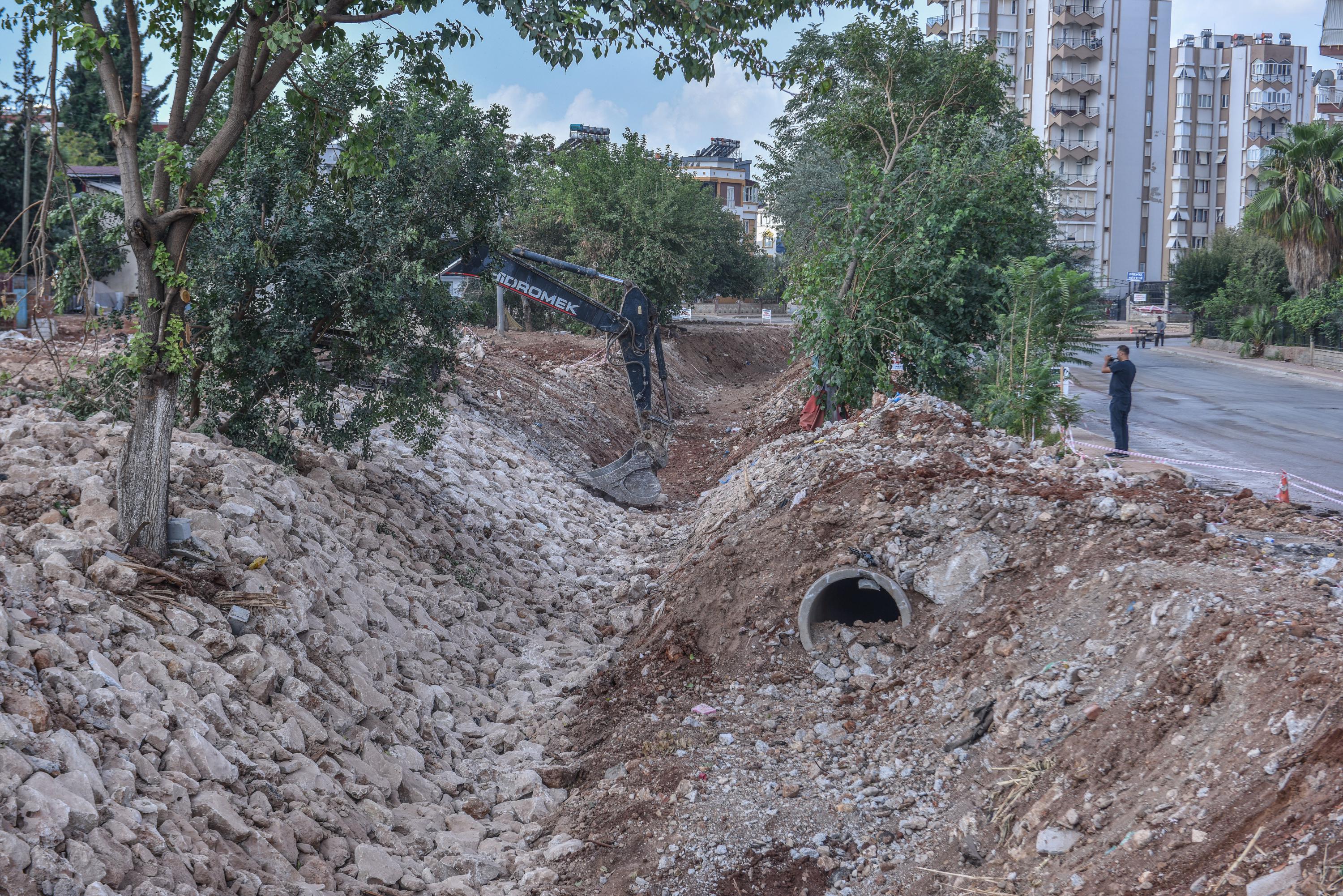 Kepez, Ay Deresi Islah Calismasiyla Sel Baskinlarina ‘Dur Diyecek 4