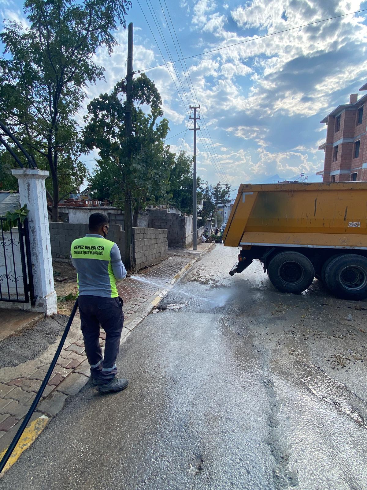 Kepezde Cop Ev Temizlendi 14 Kamyon Cop Cikti 3