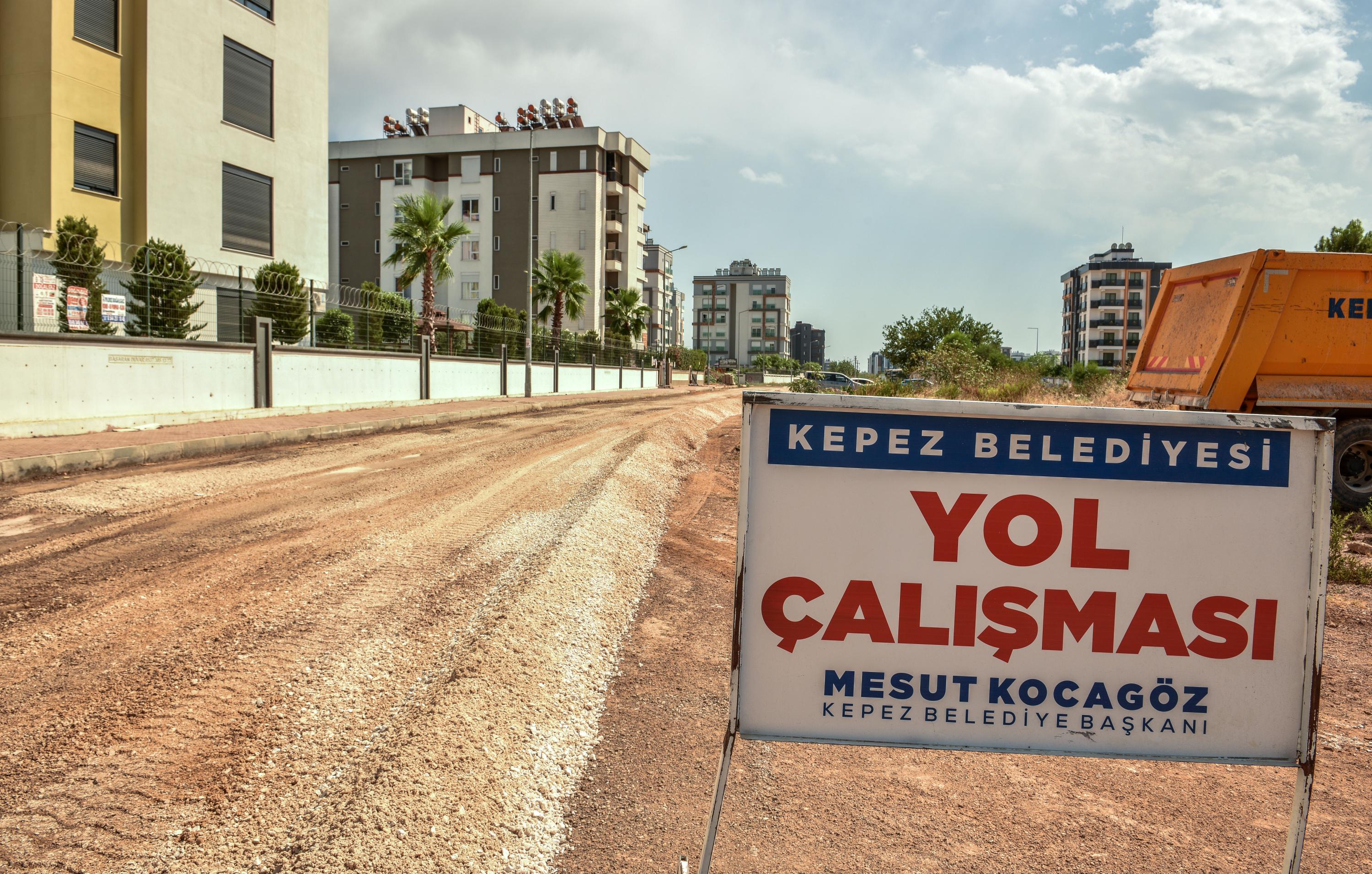 Kepezde Yol Ve Kaldirim Calismalariyla Daha Guvenli Ulasim 3