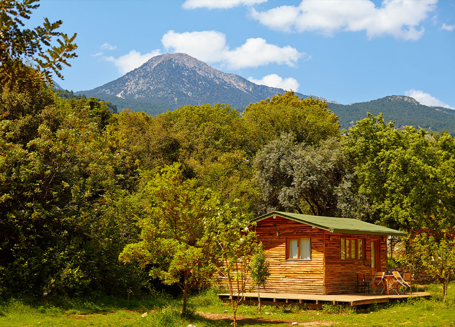 Antalya Geyik Bayiri Kamp Alani Kulube