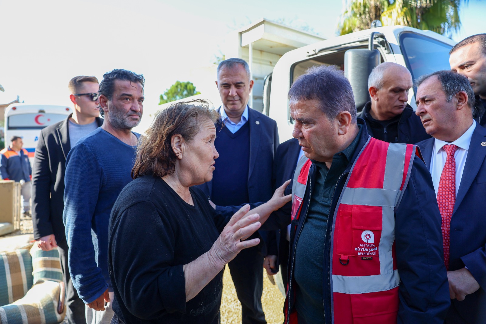 Başkan Böcek’ten Manavgat’a Geçmiş Olsun Ziyareti (13)