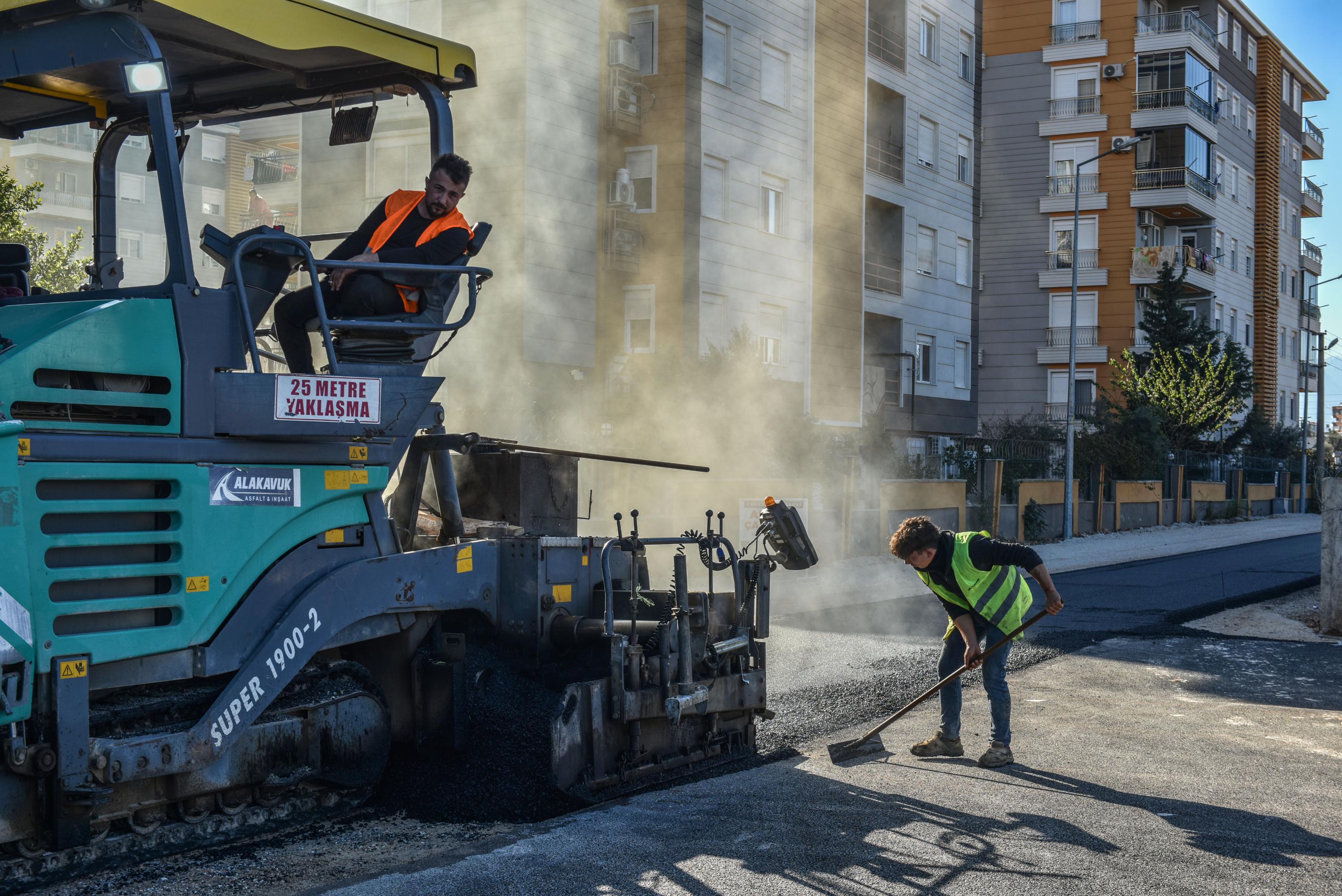 Husnu Karakas Mahallesi Semt Pazarina Kavusuyor 7