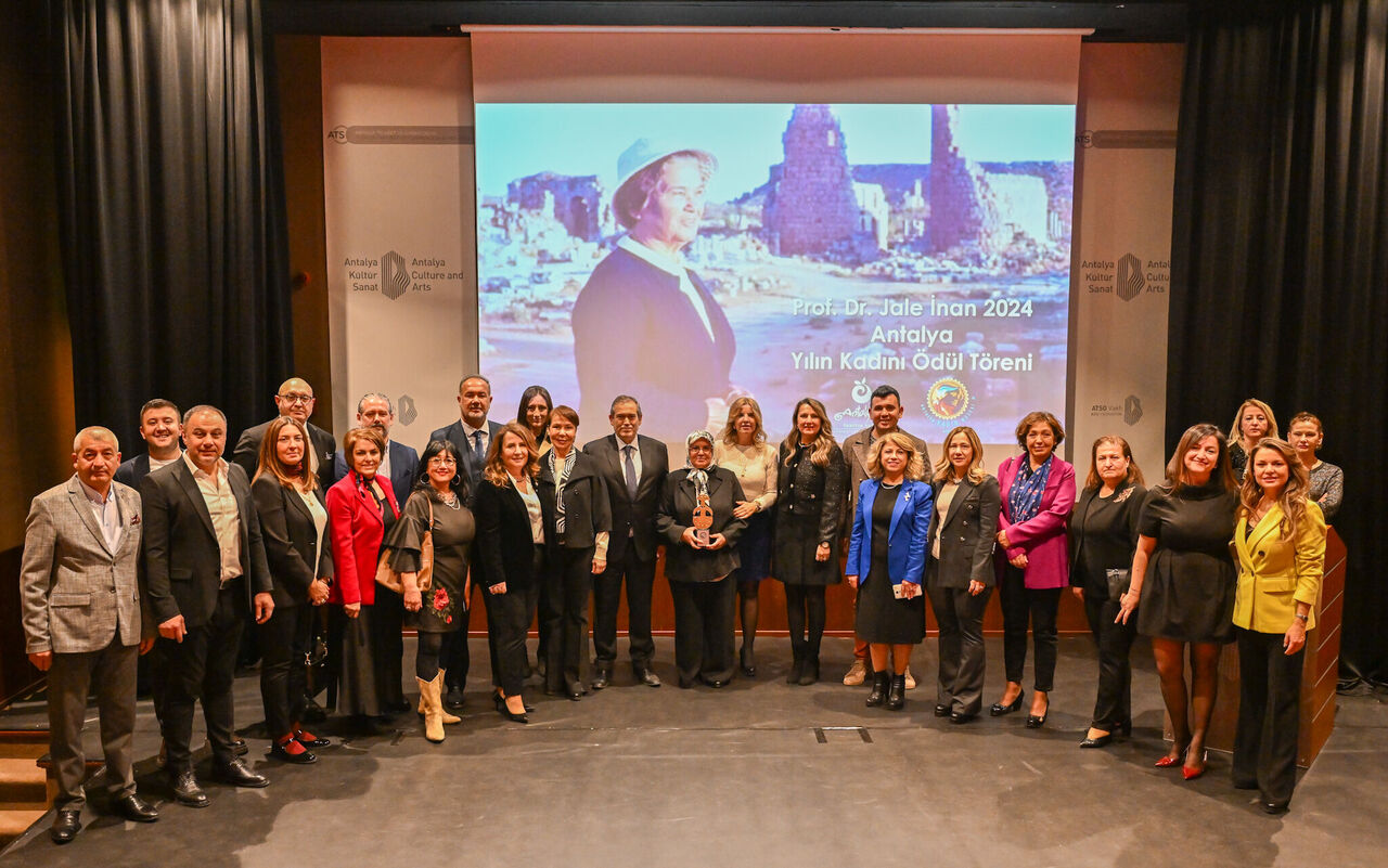 Gj2 W Xe2 W M A A I L0 L