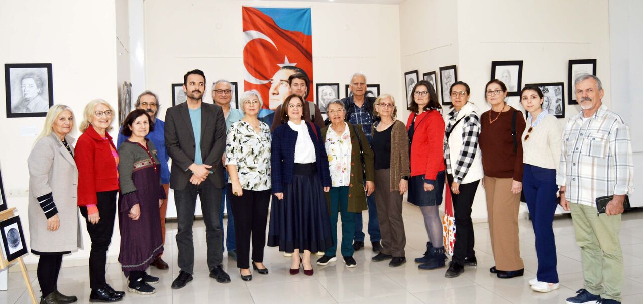 Kadin Portreleri Sergisi 599476 177447 (1)