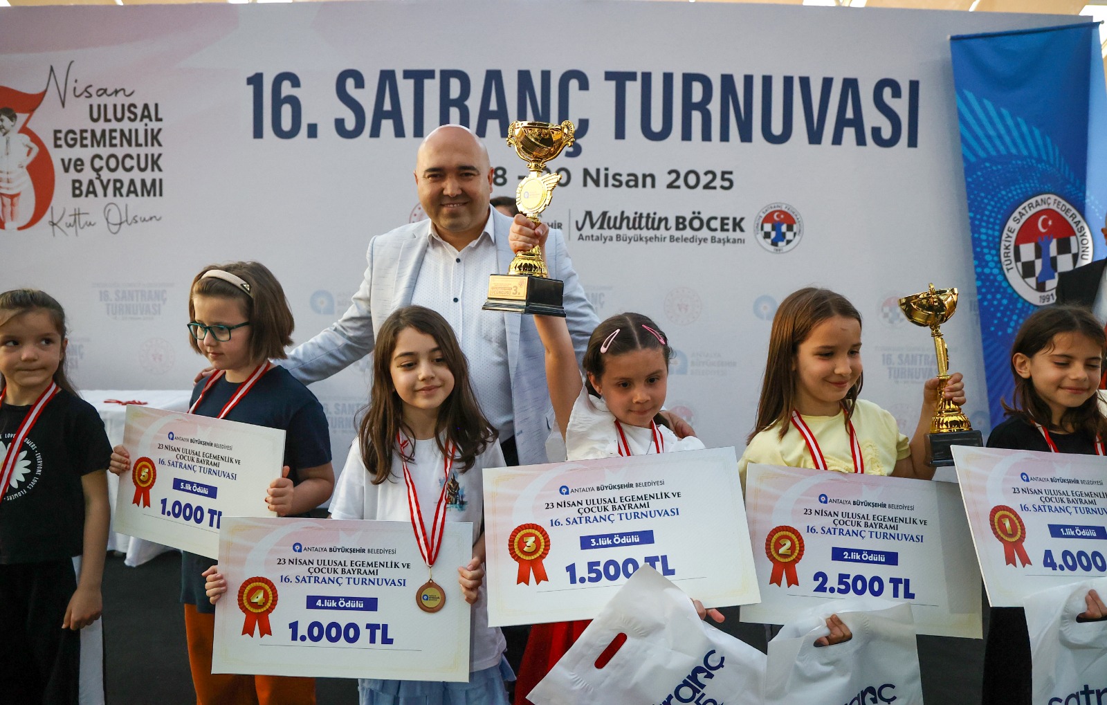 16. Satranç Turnuvası Sona Erdi (11)
