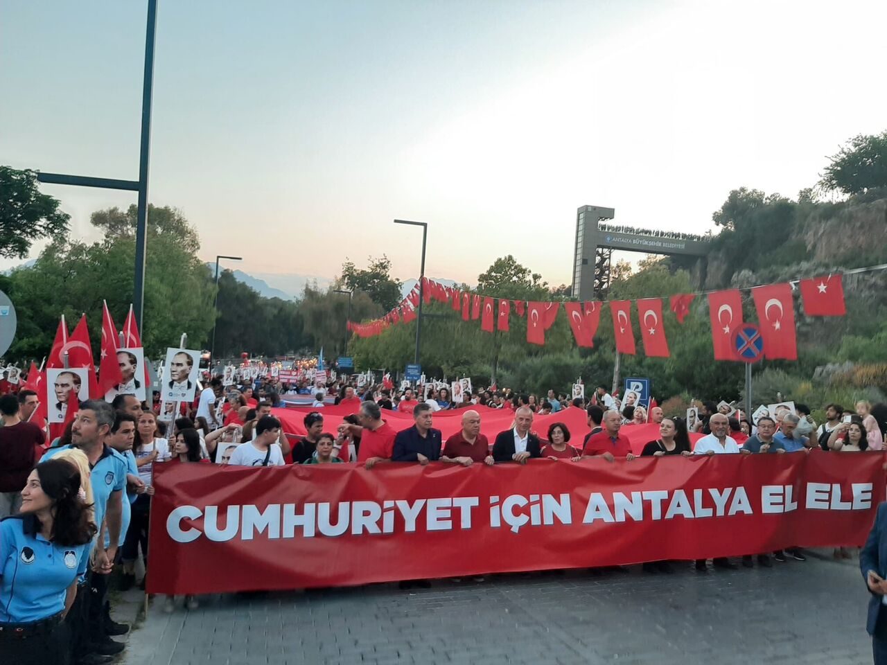 2A96Df24 6749 42C8 9A82 3871D6B7830B