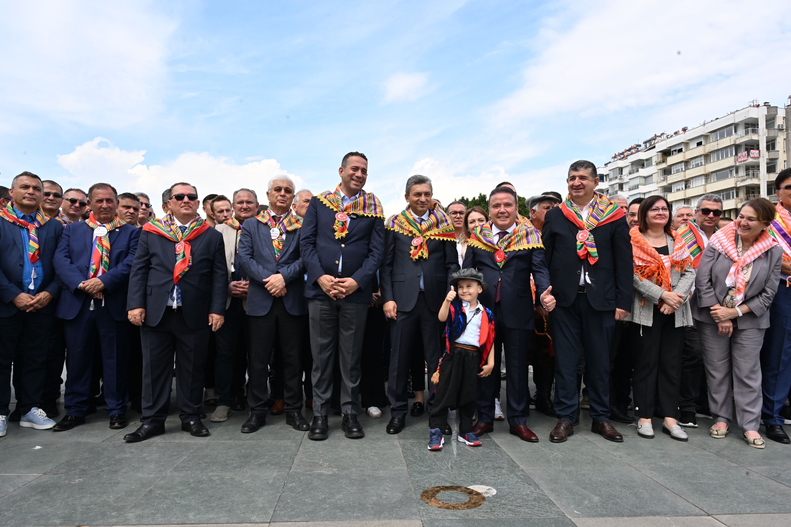 Antalya Sokakları Yörük Göçüyle Şenlendi (12)