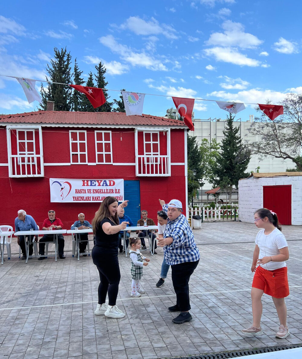 H E Y A D D A N E N G E L L I B I R E Y L E R I C I N E T K I N L I K 713815 211155