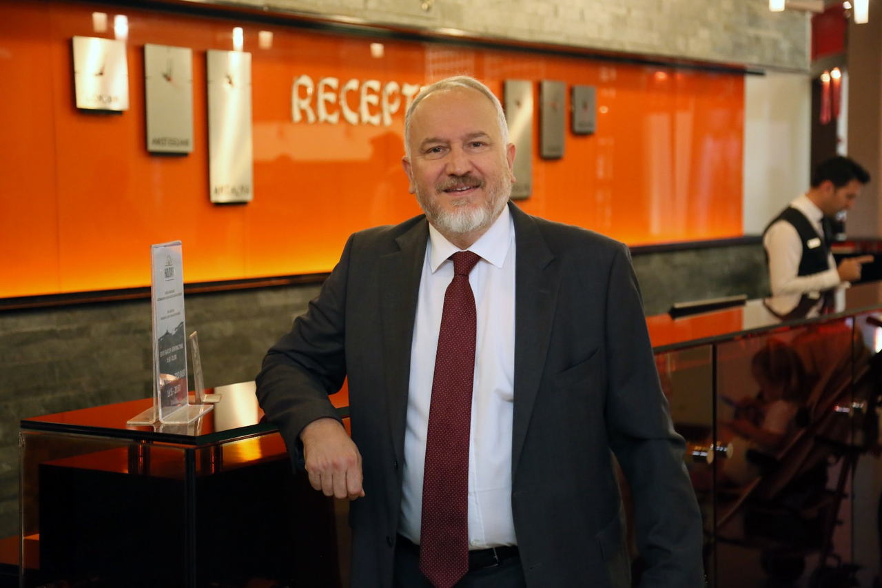 K U R B A N V E P F I N G S T E N B A Y R A M L A R I B I R L E S T I 725807 214502