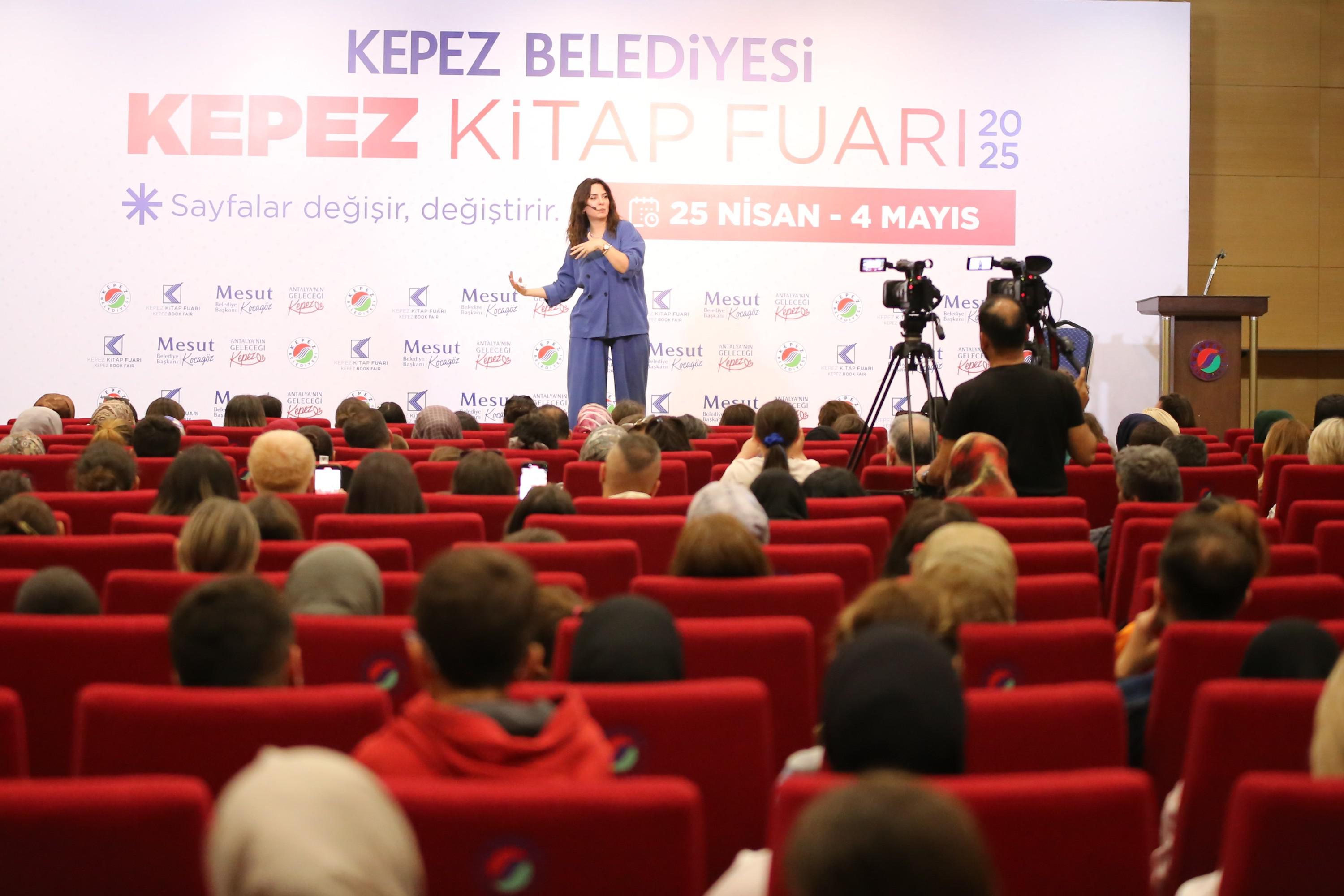 Kepez Kitap Fuarina Egitimci Yazar Cesurdan Duygusal Dokunus 5