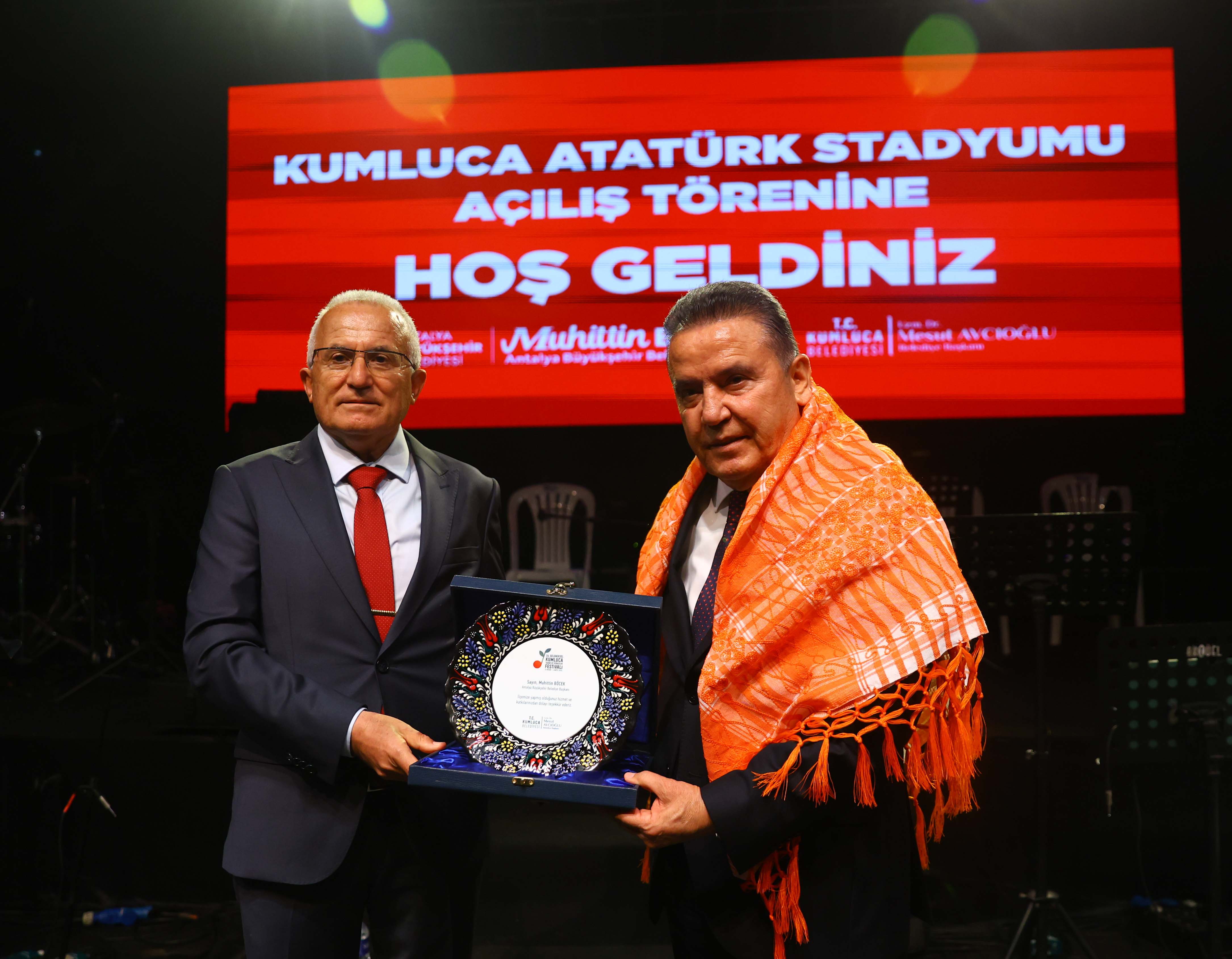 Kumluca Atatürk Stadyumu’nun Resmi Açılışı Gerçekleştirildi (11)