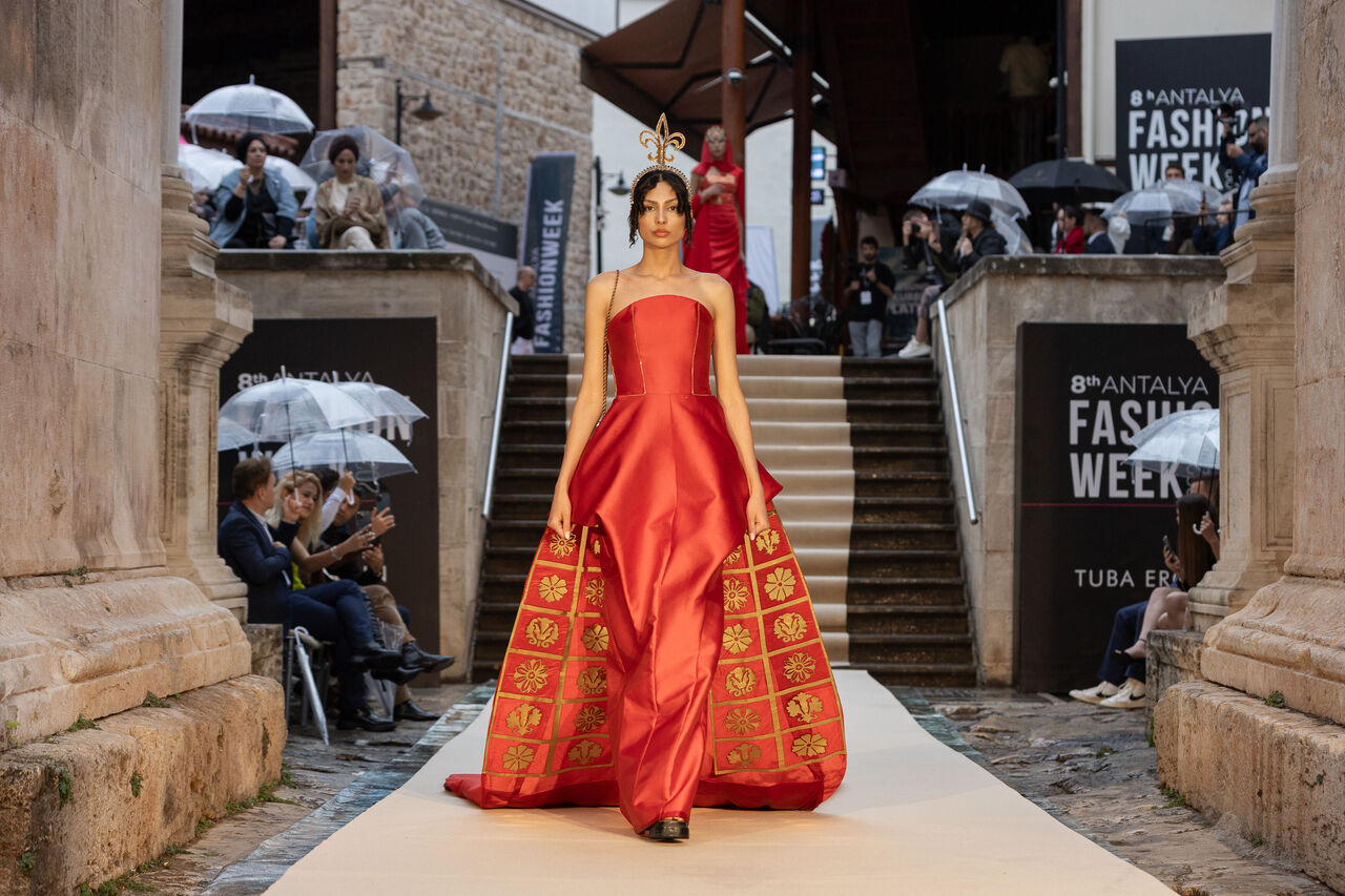 A N T A L Y A G L O B A L M O D A H A R I T A S I N A G I R D I 781072 230959