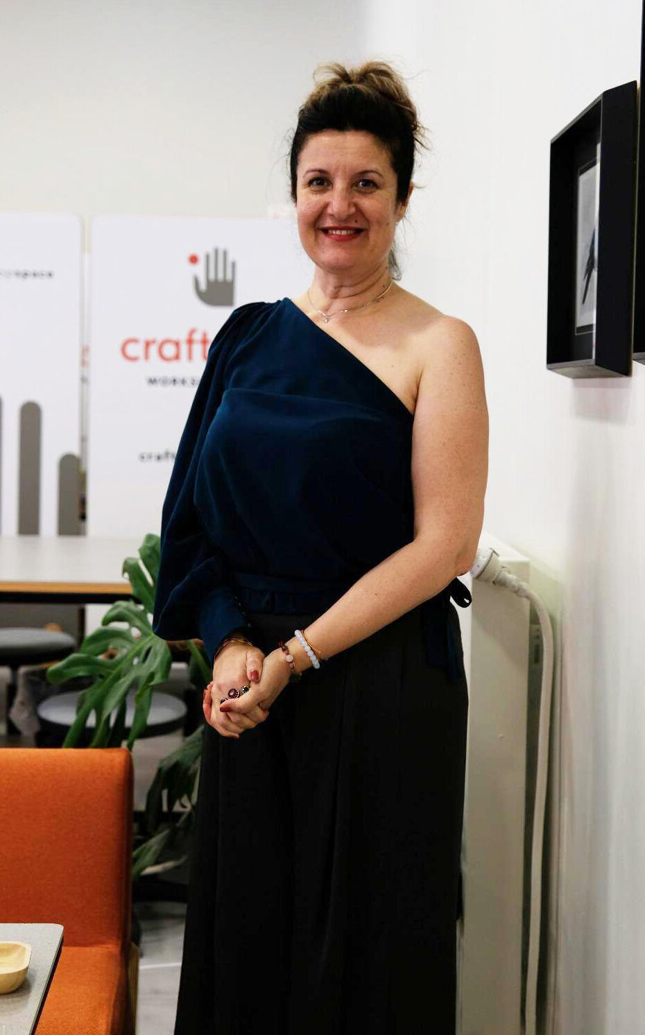 A N T A L Y A L I R E S S A M I N E S E R L E R I E S K I S E H I R D E 781049 230952