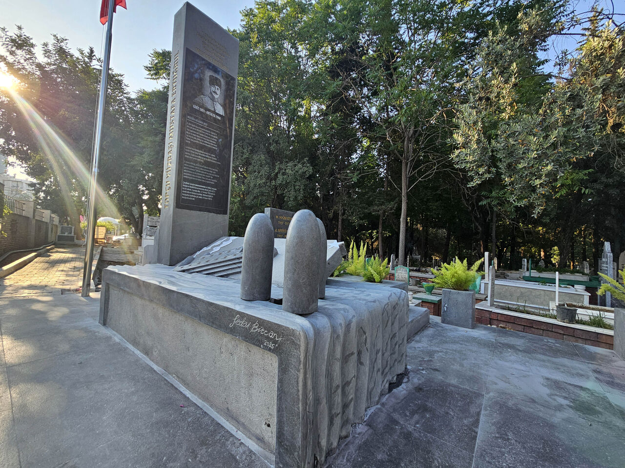 A N T A L Y A N I N K A H R A M A N I Y U Z B A S I A K E R E A N I 762797 225130