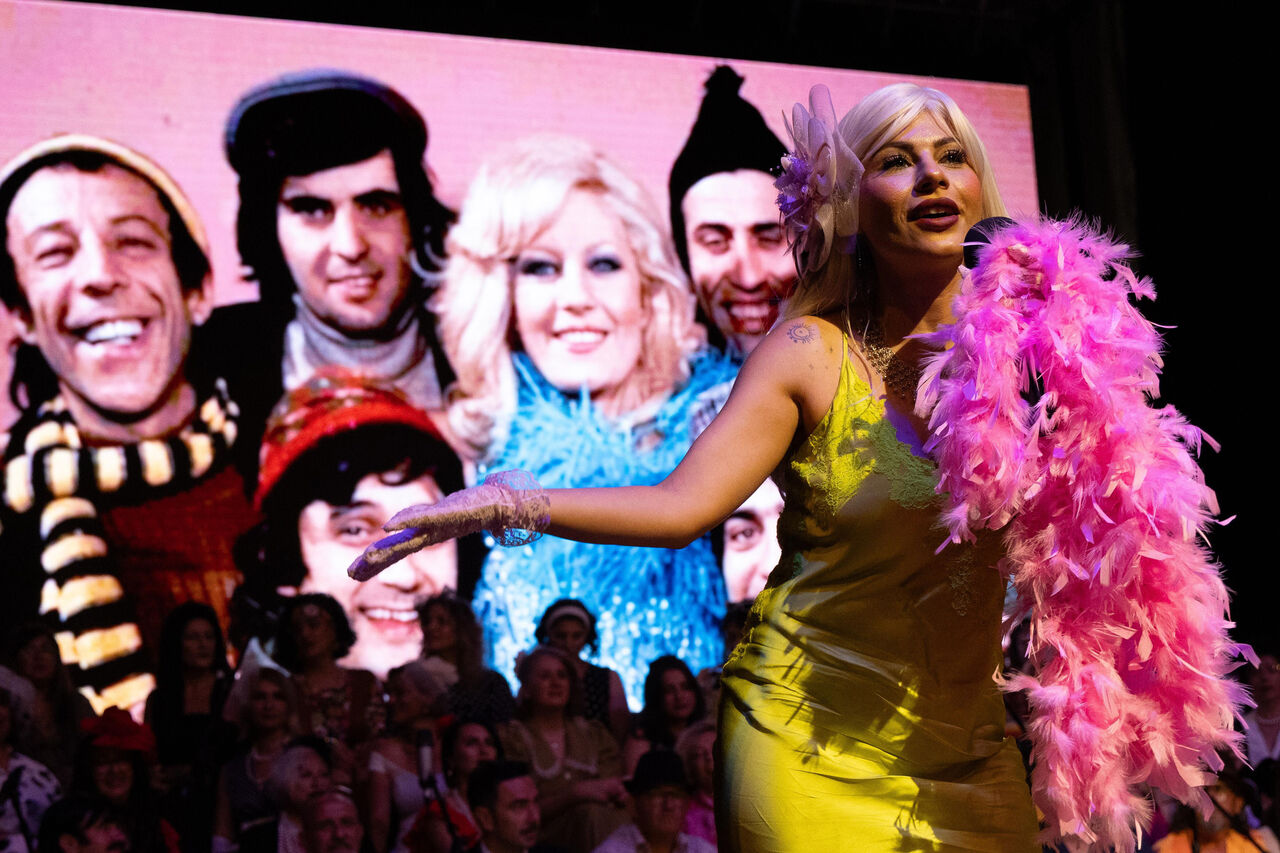 A T A T U R K K U L T U R M E R K E Z I N D E N O S T A L J I G E C E 785170 232288