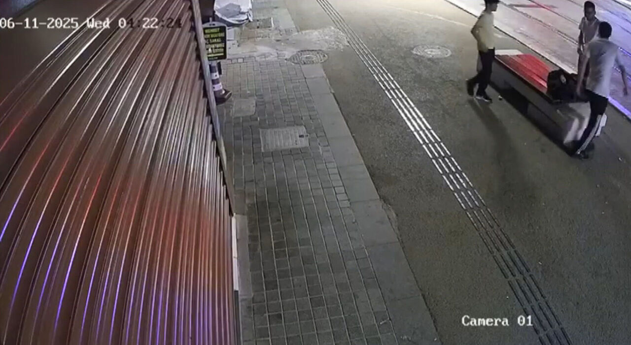 B A N K T A O T U R A N K I S I Y I D O V U P P A R A S I N I G A S 761148 224641