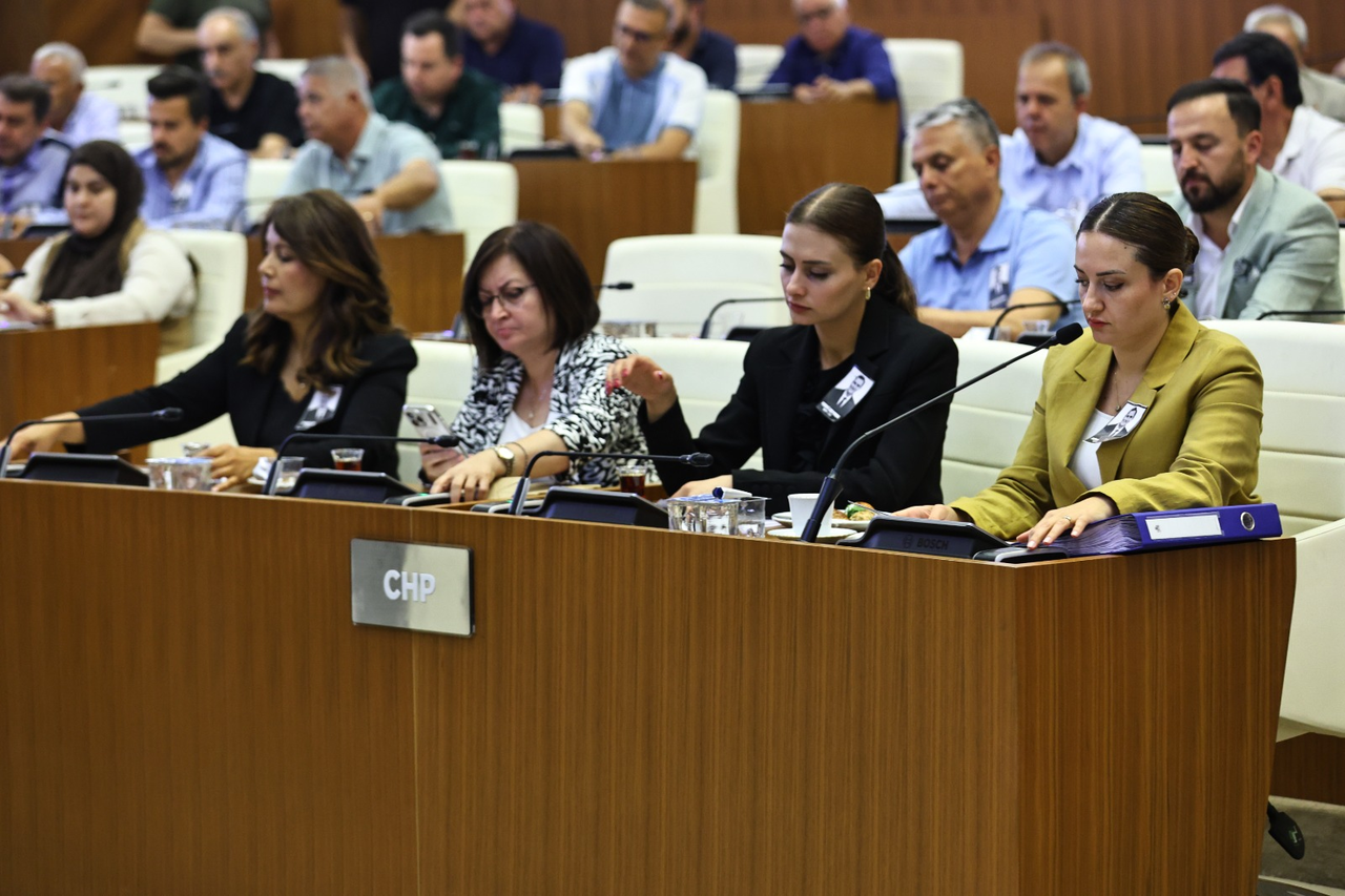 Başkan Böcek Ferdi Zeyrek’i Unutmadı (2)