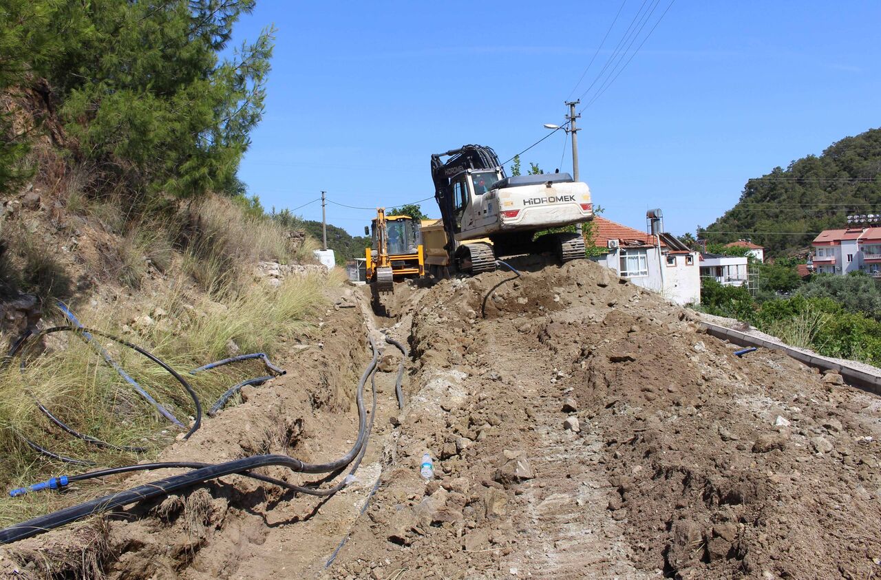 C A M Y U V A D A I C M E V E S U L A M A S U Y U S O R U N U N A 779785 230517