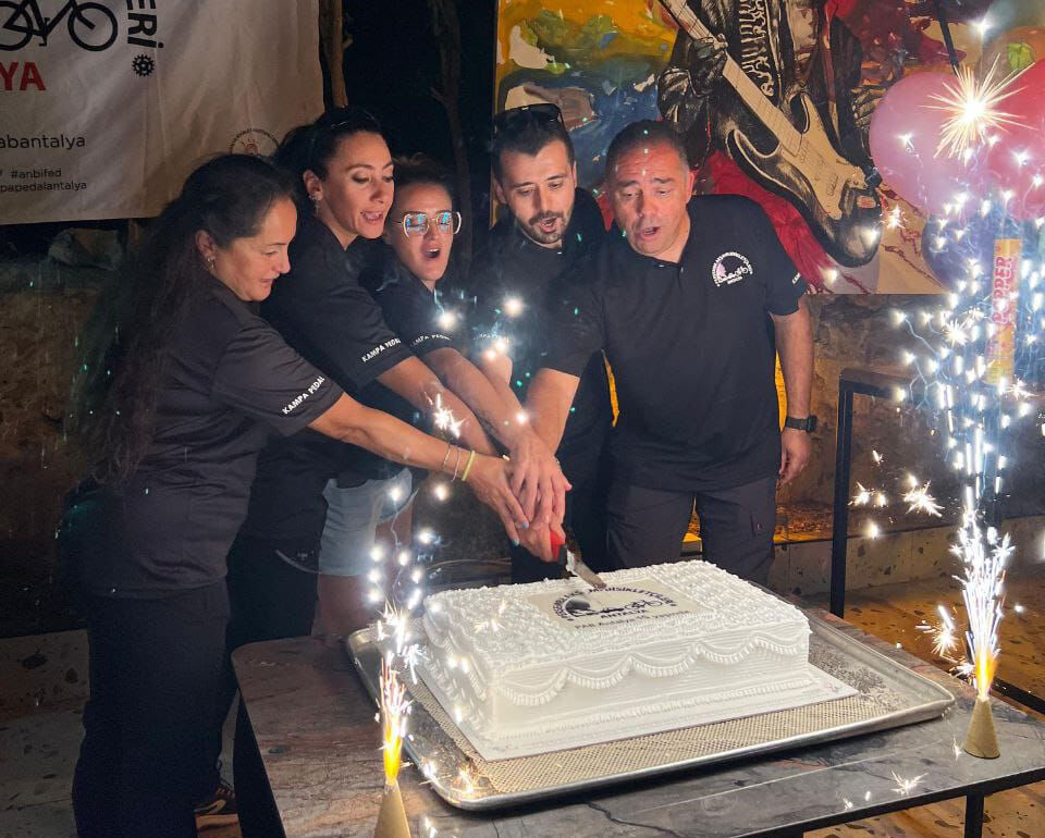 Cb3D66E5 Cfe9 49Cc 8282 5067E35Ad735