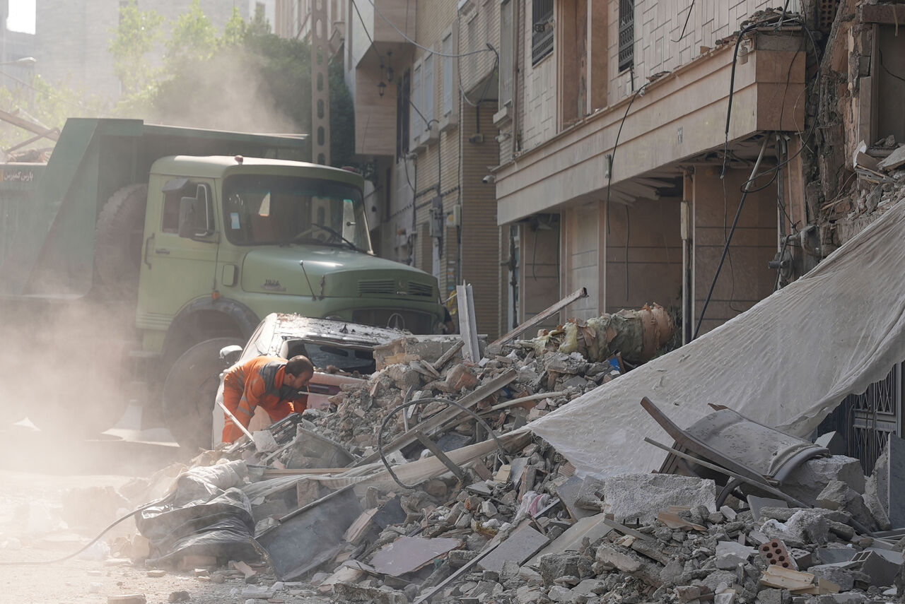 I S R A I L I N I R A N A S A L D I R I L A R I N D A H A Y A T I N I 776929 229613