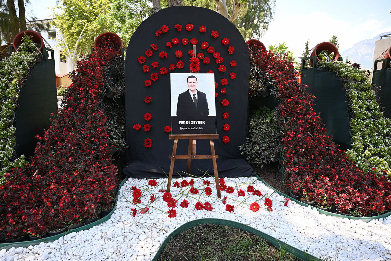 K E M E R D E B A S K A N Z E Y R E K I C I N A N M A A L A N I 761774 224819