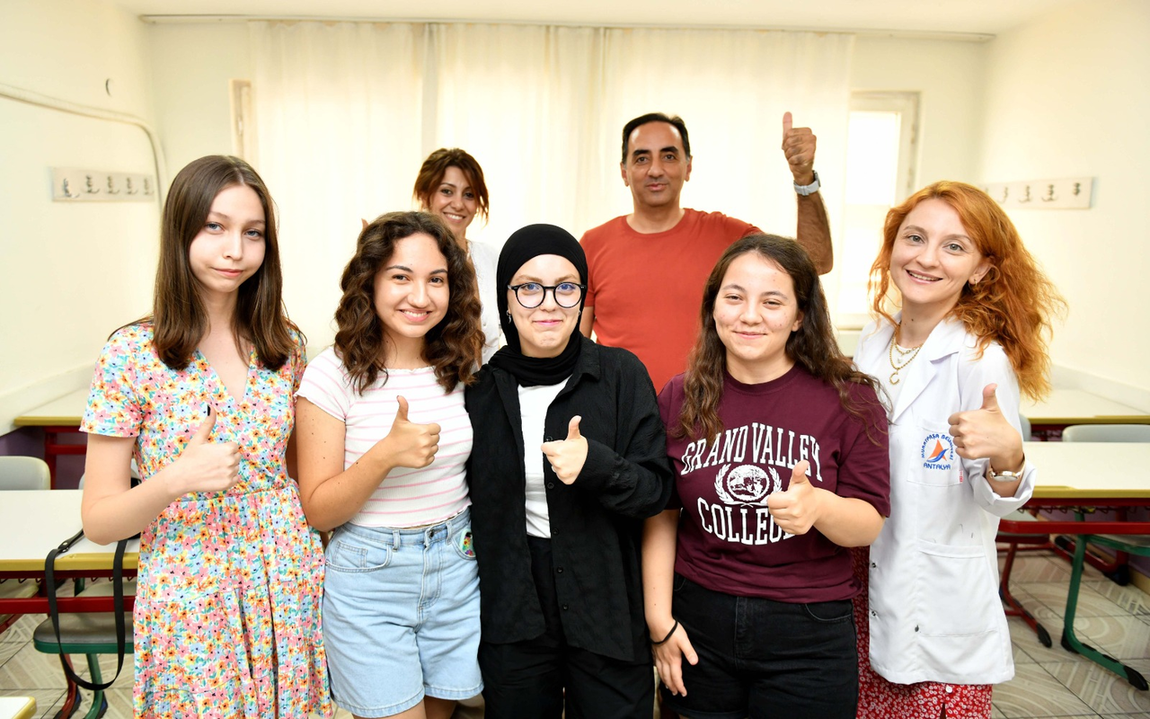 M U R G E M’ L I G E N C L E R S I N A V A H A Z I R 774560 228924