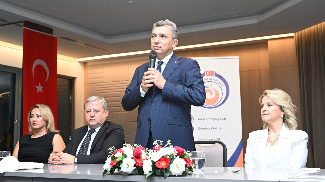 V A L I Y A R D I M C I L A R I V E K A Y M A K A M L A R O N U R U N A 762907 225159