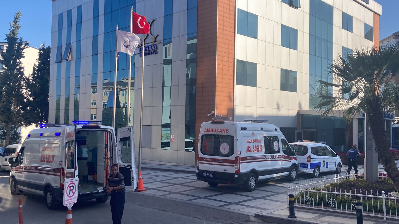 Z A B I T A M E M U R U I N T I H A R G I R I S I M I N D E B U L U N D 782306 231380