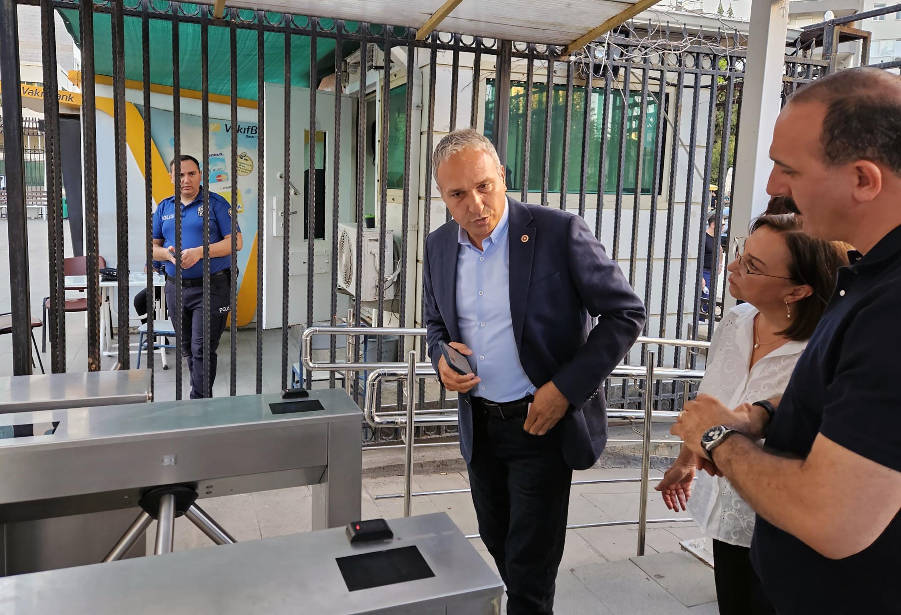 Antalya Buyuksehir Belediye Baskani Boce 801294 237193 (1)