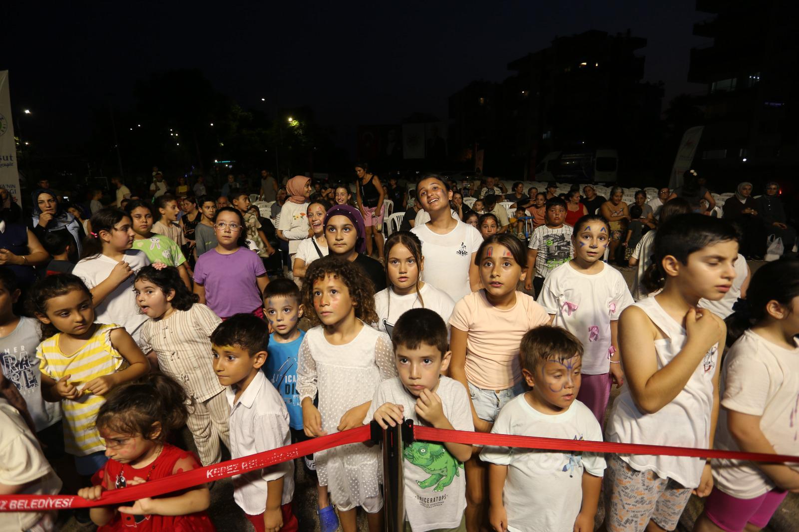 Cocuklar, Cankayada Sahne Kepez Ile Costu 5