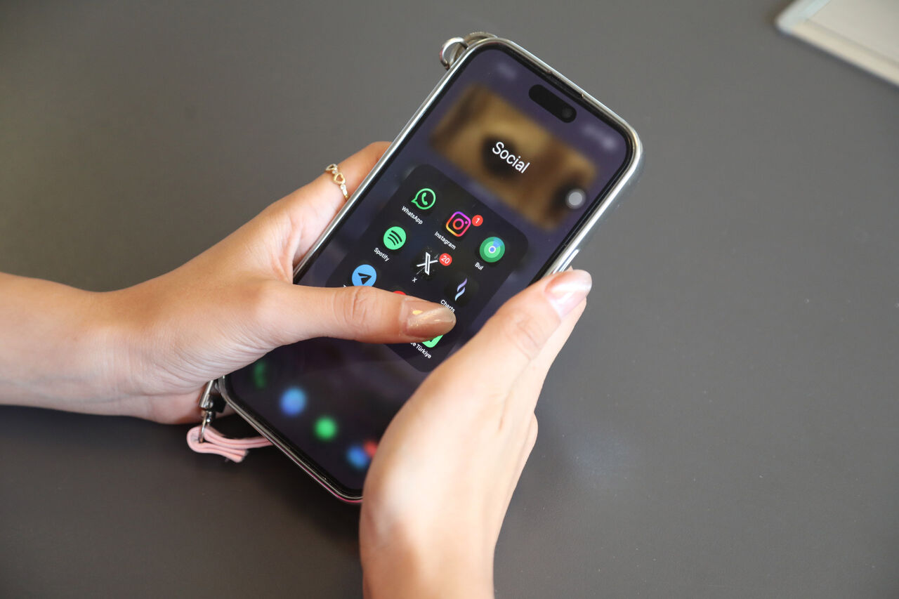 F E N O M E N L E R L E K U R U L A N B A G H A R C A M A L A R I A R 815752 241587