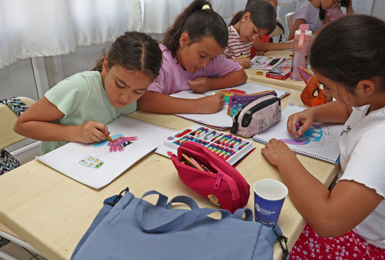 K U C U K S E F L E R D E N M U T F A K T A L E Z Z E T G O S T E R I S 833518 246982