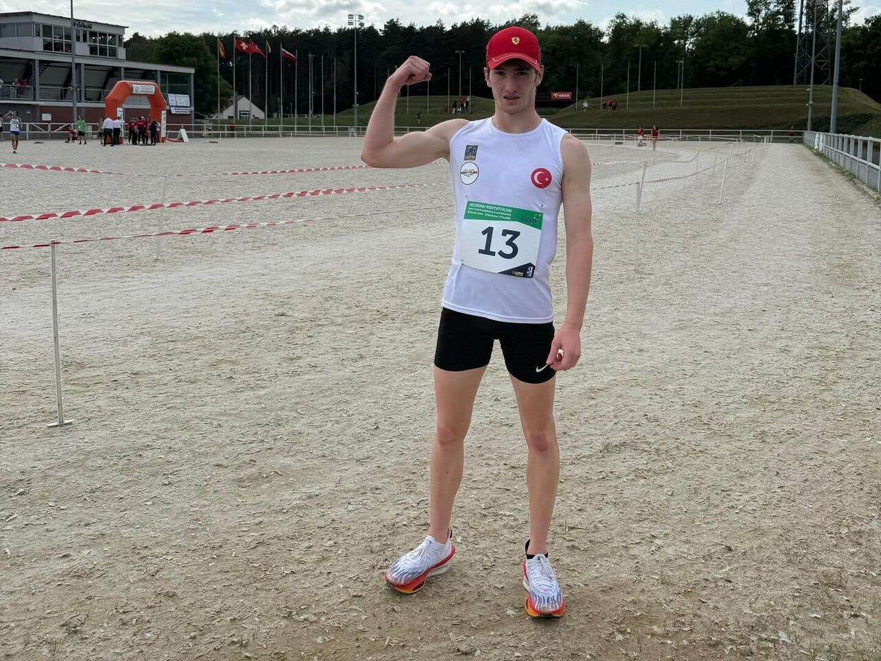 M O D E R N P E N T A T L O N M I L L I T A K I M I A V R U P A S A 813919 241035