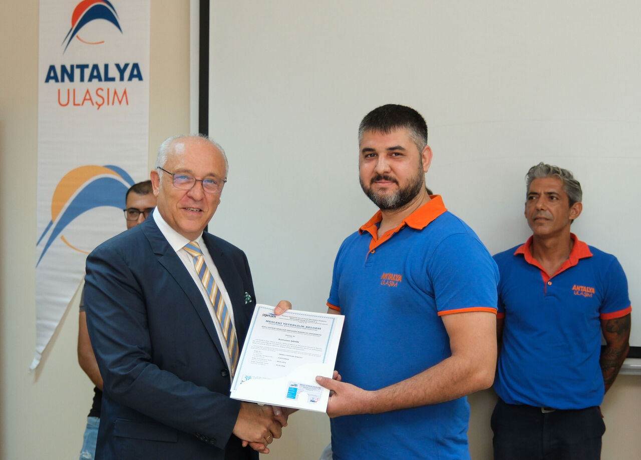 A N T A L Y A T R A M V A Y L A R I N I N B A K I M O N A R I M L A R I 877836 260786